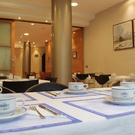 אוביידו Hotel Carreno מראה חיצוני תמונה