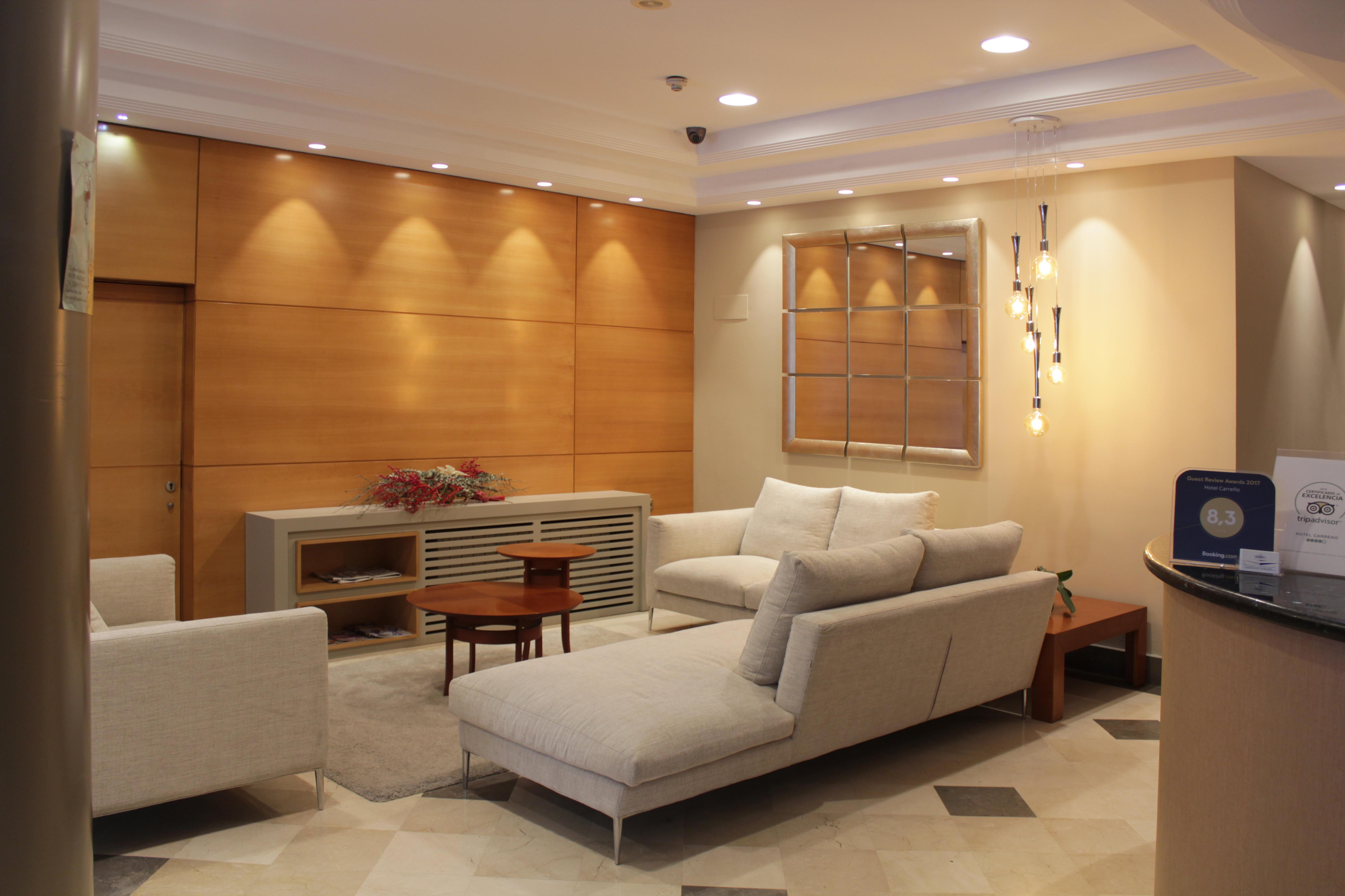 אוביידו Hotel Carreno מראה חיצוני תמונה