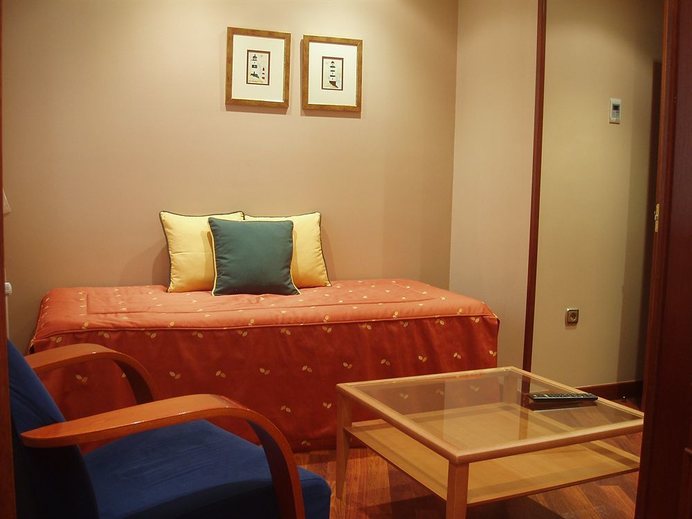 אוביידו Hotel Carreno מראה חיצוני תמונה
